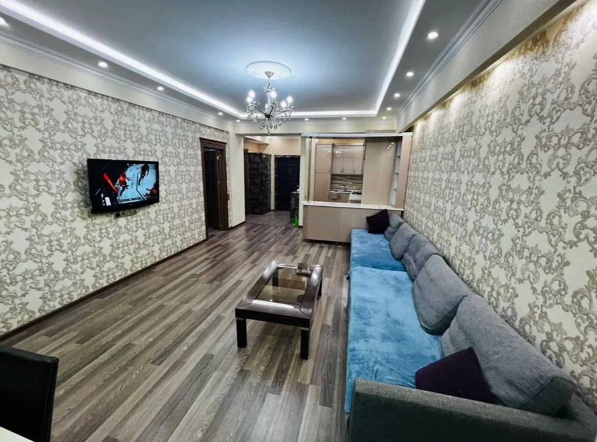 Apartamento Qarayev Emlak Bakú